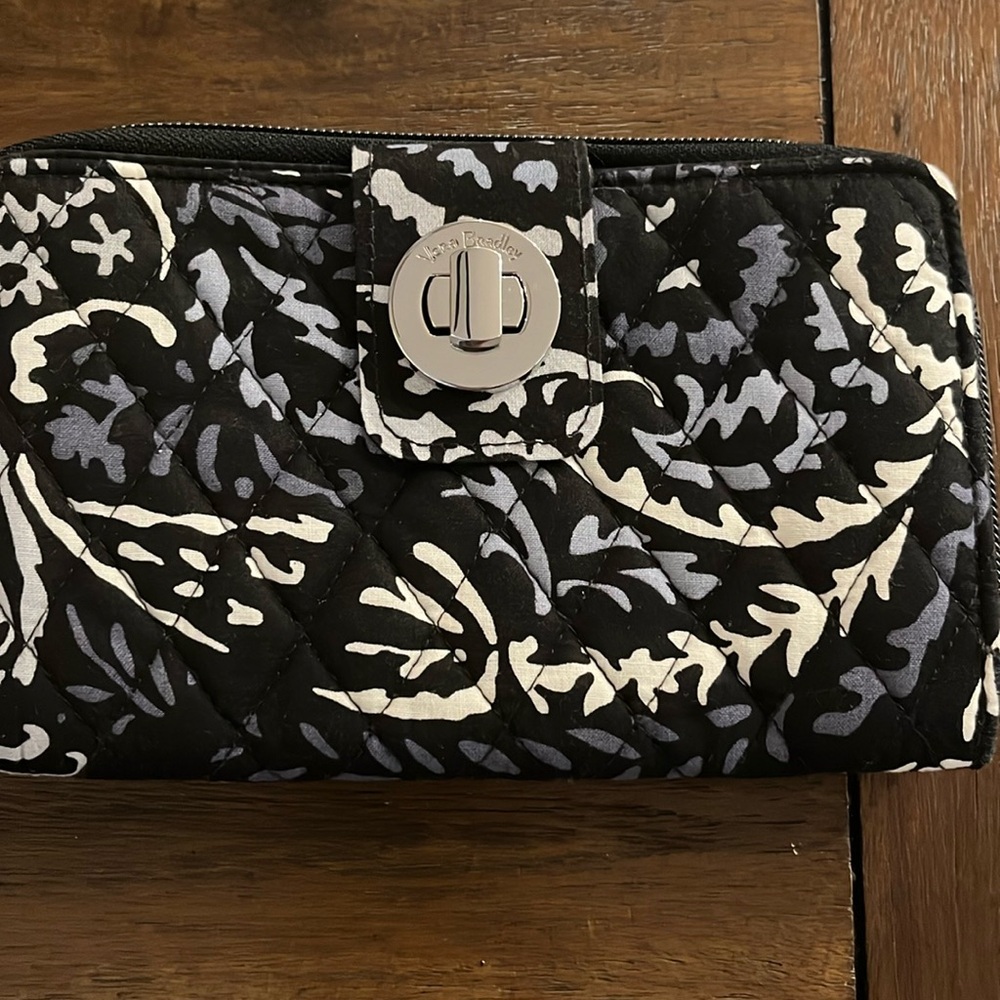 Vera Bradley wallet